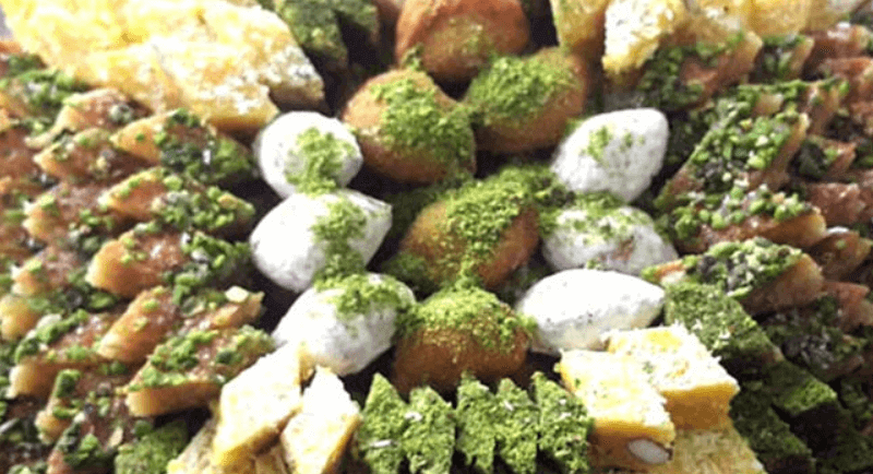 شیرینی های خوشمزه و محلی یزد - هتل سنتی پارس یزد